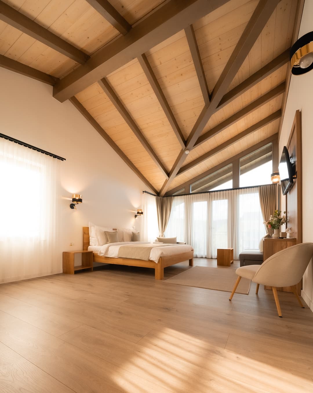 Room image 4